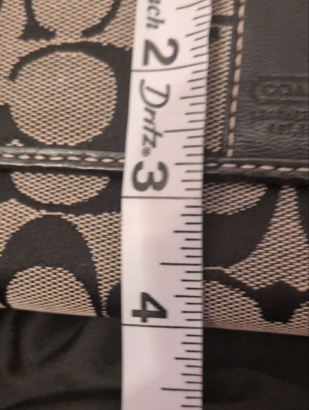 Coach Vintage Black and Tan Signature Continental Wallet - Picture 16 of 16